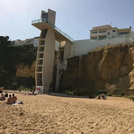 Apartment T1 Vue Mer, Proche De La Plage Albufeira